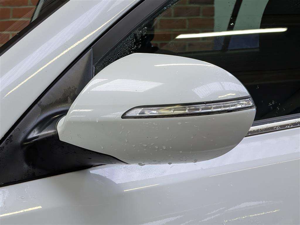 <p>2014 KIA SPORTAGE WHITE EDIT-N ISG</p>