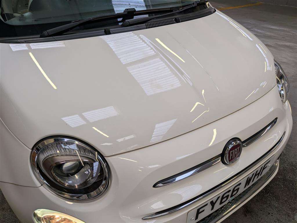 <p>2016 FIAT 500 LOUNGE</p>