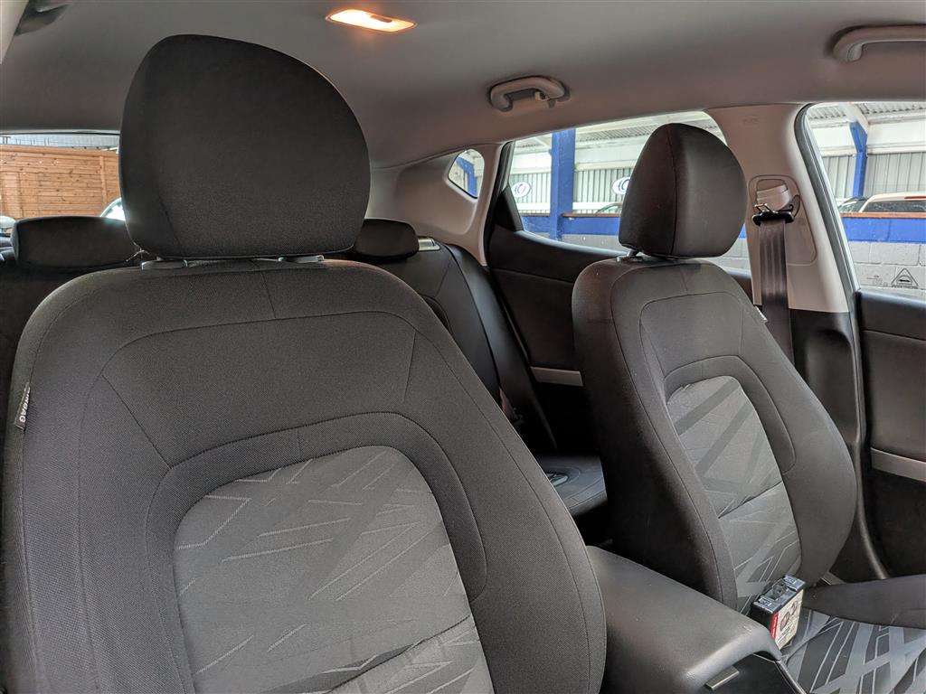 <p>2016 KIA CEED SR7</p>