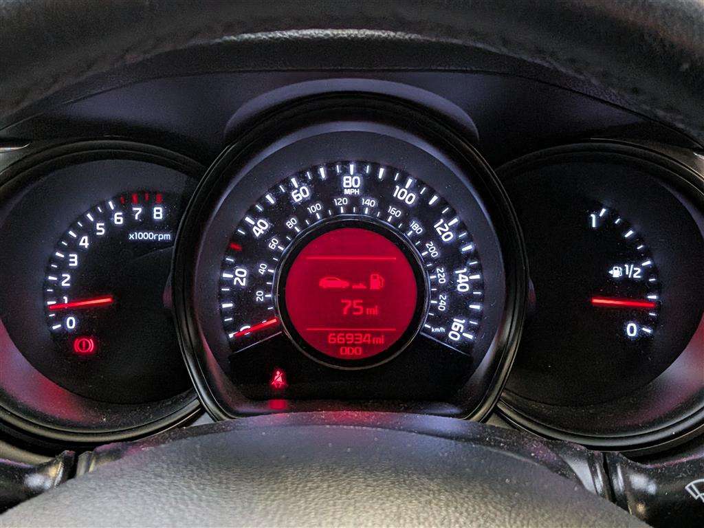 <p>2016 KIA CEED SR7</p>