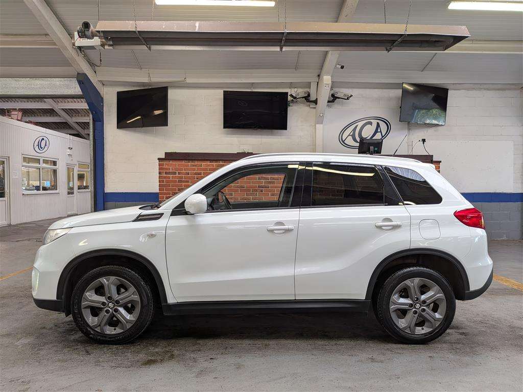 <p>2015 SUZUKI VITARA SZ-T</p>