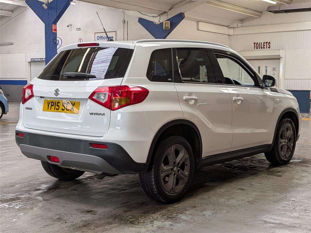 <p>2015 SUZUKI VITARA SZ-T</p>