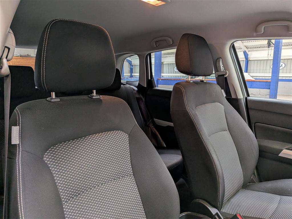 <p>2015 SUZUKI VITARA SZ-T</p>