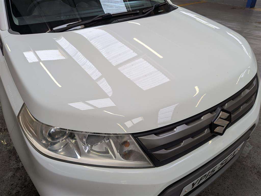 <p>2015 SUZUKI VITARA SZ-T</p>