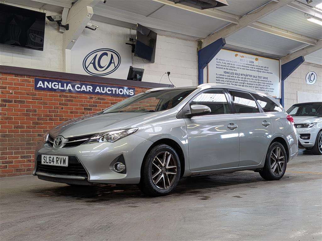 <p>2014 TOYOTA AURIS ICON + VALVEMATIC</p>