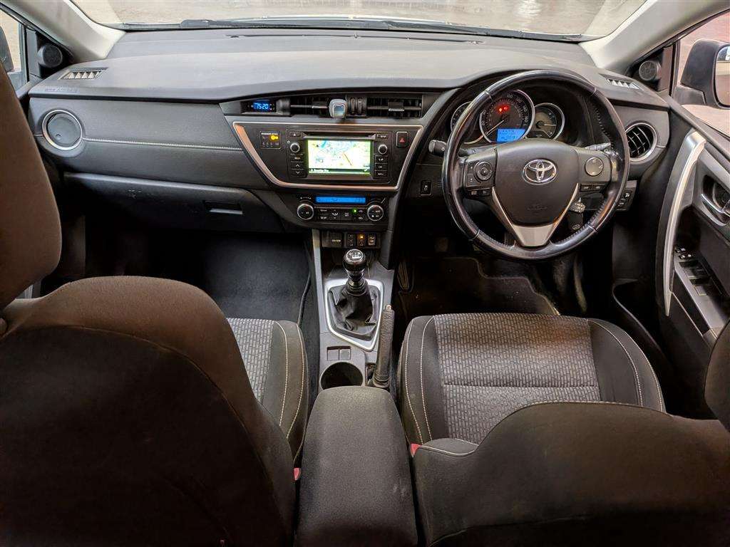 <p>2014 TOYOTA AURIS ICON + VALVEMATIC</p>