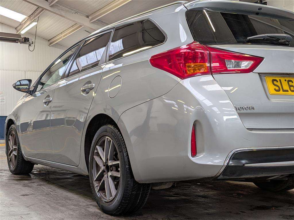 <p>2014 TOYOTA AURIS ICON + VALVEMATIC</p>