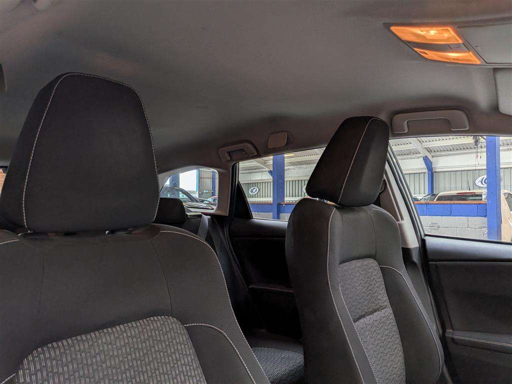 <p>2014 TOYOTA AURIS ICON + VALVEMATIC</p>