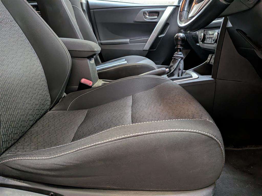 <p>2014 TOYOTA AURIS ICON + VALVEMATIC</p>