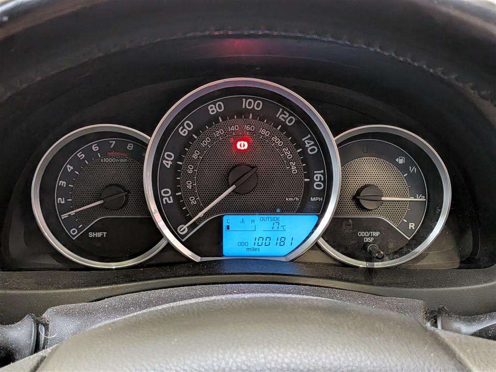 <p>2014 TOYOTA AURIS ICON + VALVEMATIC</p>