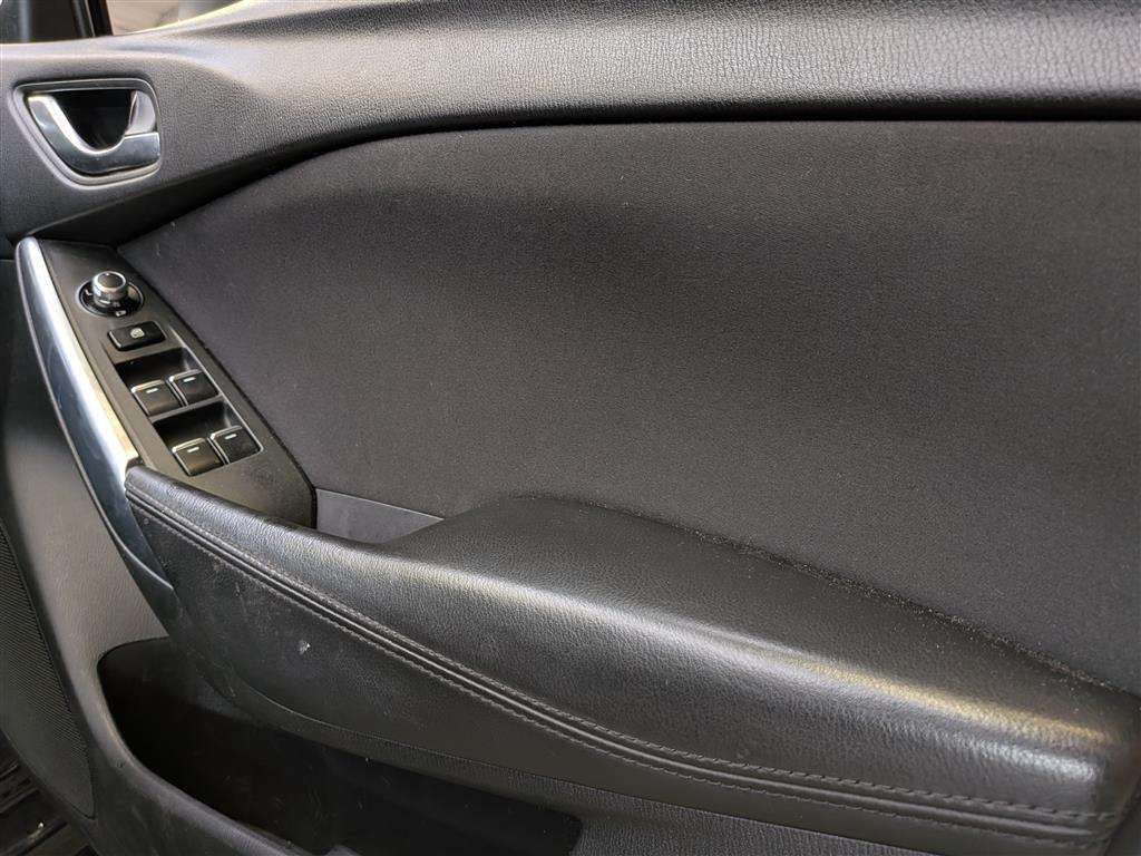 <p>2016 MAZDA 6 SE-L NAV D AUTO</p>