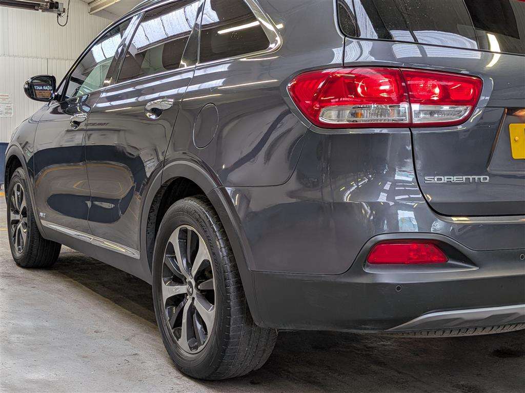 <p>2015 KIA SORENTO KX-2 CRDI ISG 4X4</p>