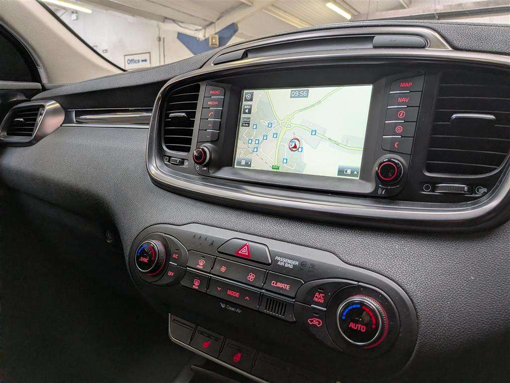 <p>2015 KIA SORENTO KX-2 CRDI ISG 4X4</p>