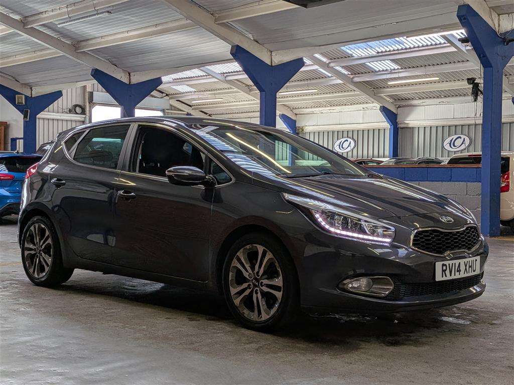 <p>2014 KIA CEED 4 ECODYNAMICS CRDI</p>