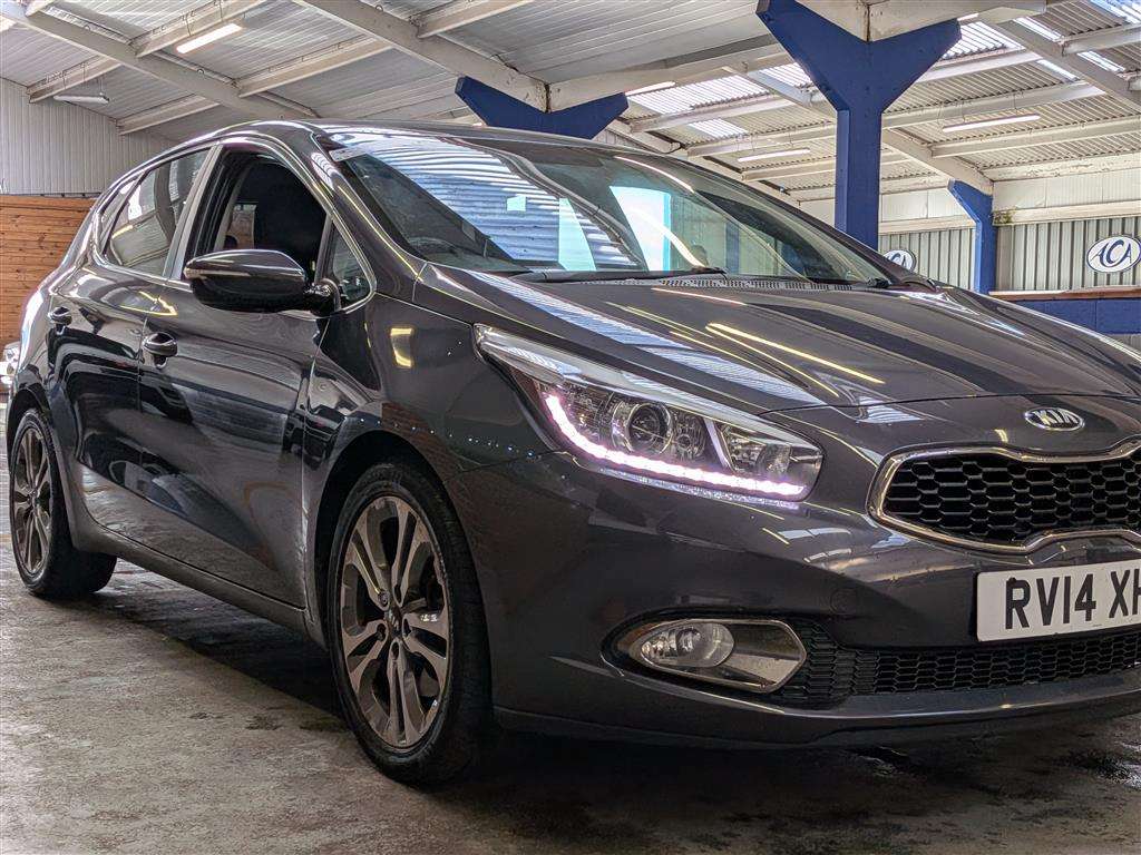 <p>2014 KIA CEED 4 ECODYNAMICS CRDI</p>