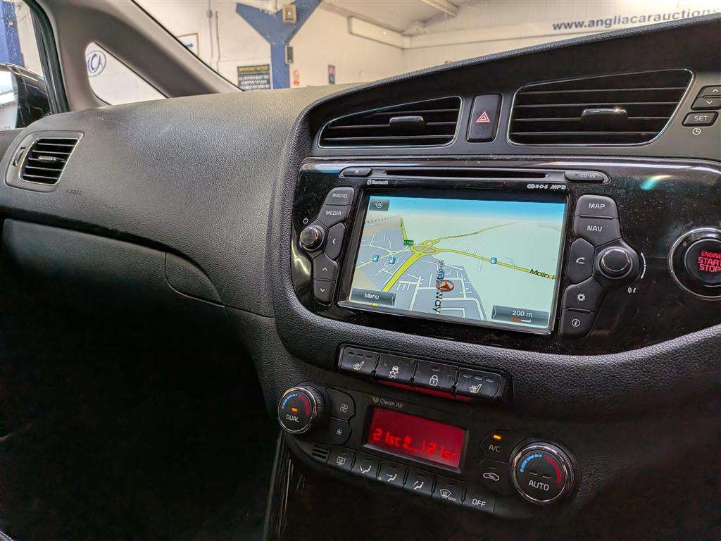 <p>2014 KIA CEED 4 ECODYNAMICS CRDI</p>