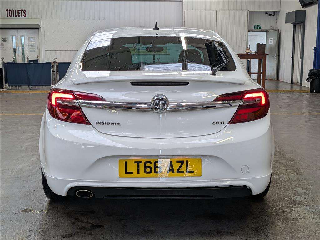 <p>2016 VAUXHALL INSIG SRI NAV VX CDTI EFL</p>