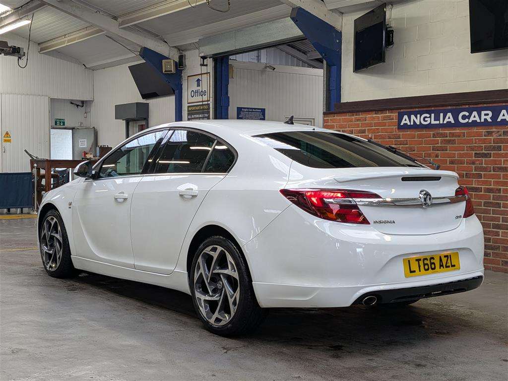 <p>2016 VAUXHALL INSIG SRI NAV VX CDTI EFL</p>