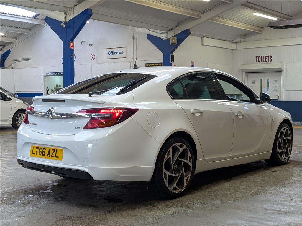 <p>2016 VAUXHALL INSIG SRI NAV VX CDTI EFL</p>