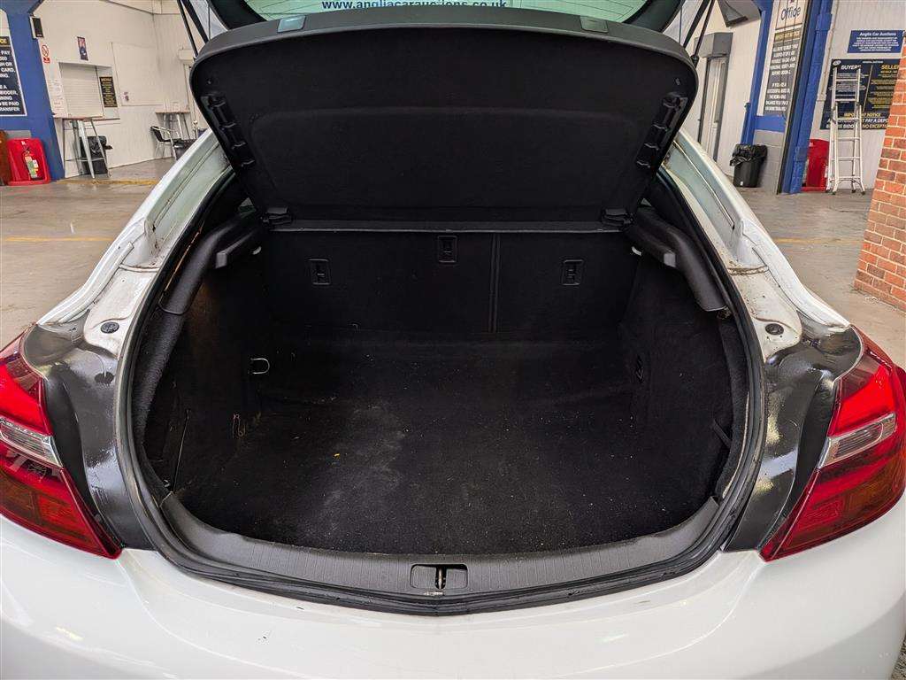 <p>2016 VAUXHALL INSIG SRI NAV VX CDTI EFL</p>
