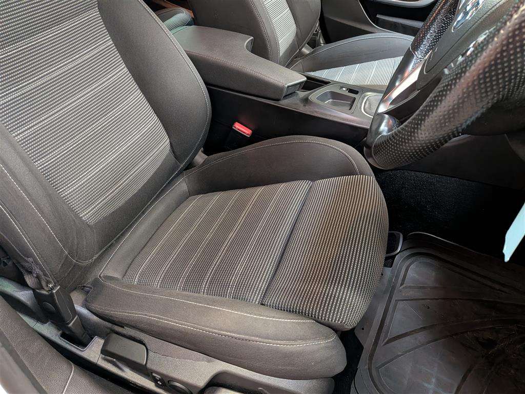 <p>2016 VAUXHALL INSIG SRI NAV VX CDTI EFL</p>