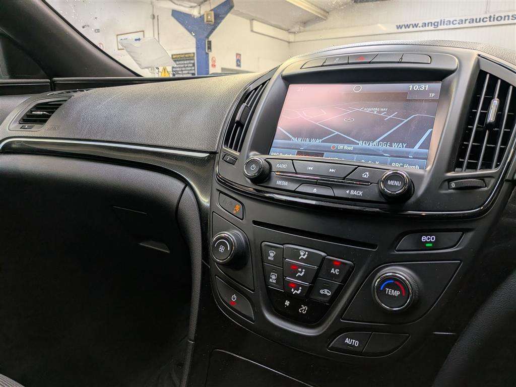 <p>2016 VAUXHALL INSIG SRI NAV VX CDTI EFL</p>