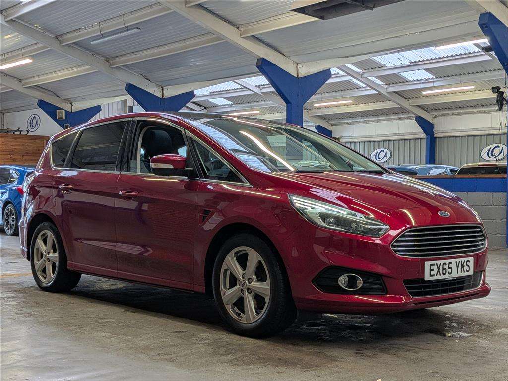 <p>2015 FORD S-MAX TITANIUM TDCI AUTO</p>