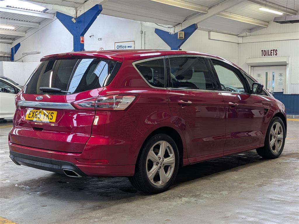 <p>2015 FORD S-MAX TITANIUM TDCI AUTO</p>