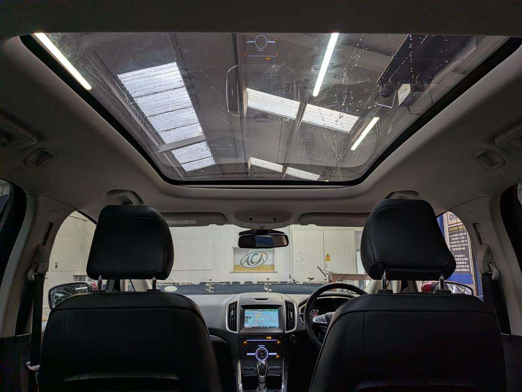 <p>2015 FORD S-MAX TITANIUM TDCI AUTO</p>