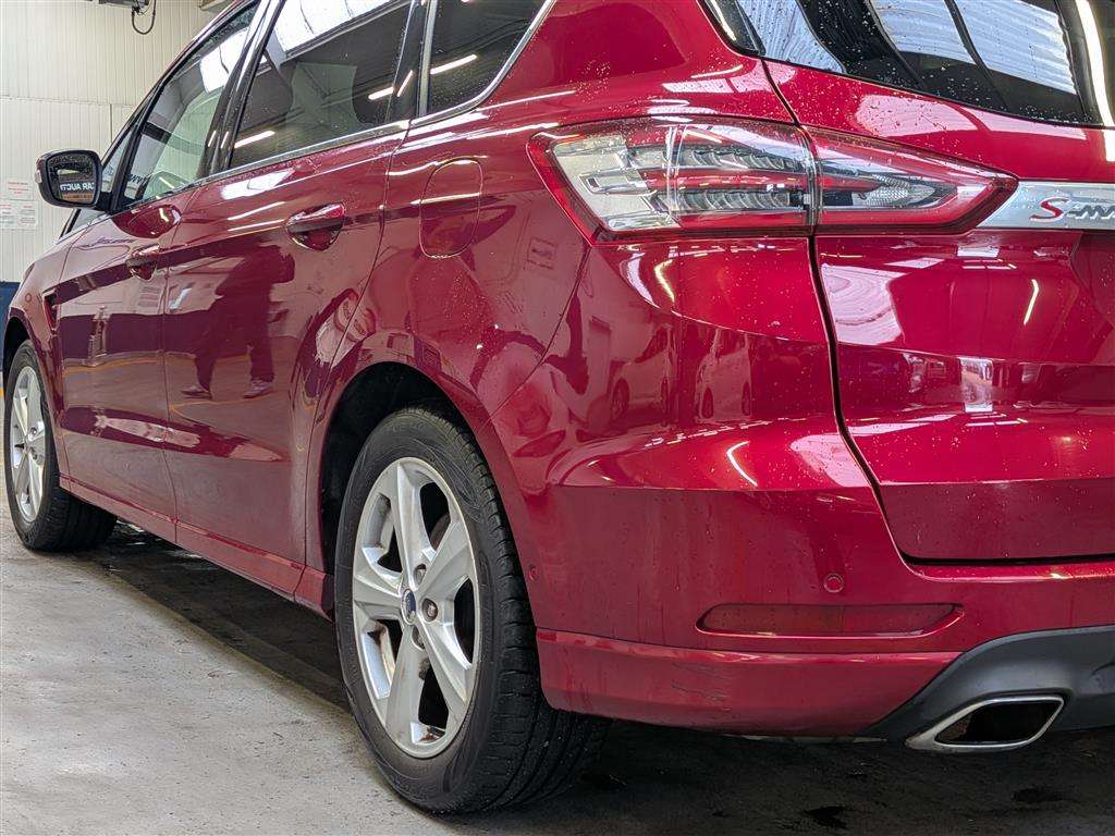 <p>2015 FORD S-MAX TITANIUM TDCI AUTO</p>