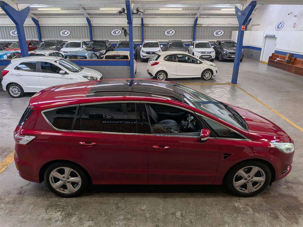 <p>2015 FORD S-MAX TITANIUM TDCI AUTO</p>
