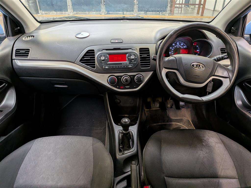 <p>2011 KIA PICANTO 1 AIR</p>