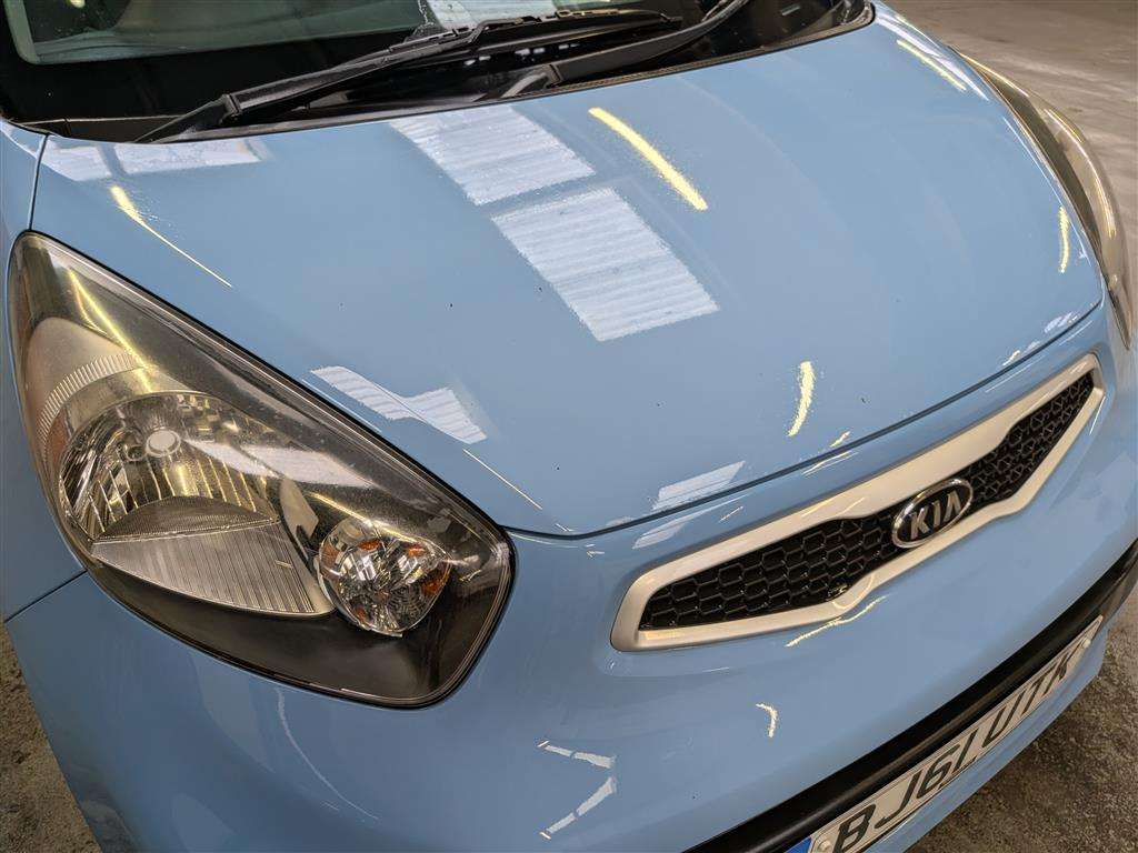 <p>2011 KIA PICANTO 1 AIR</p>