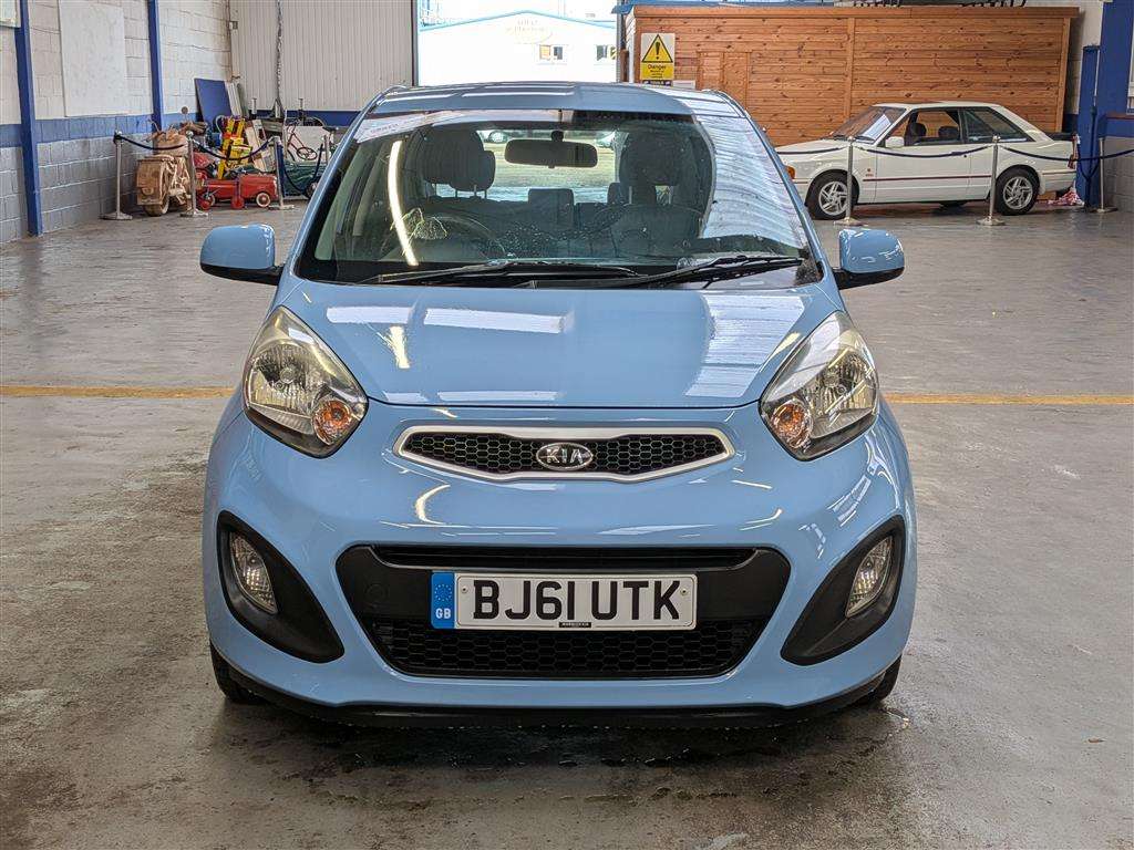 <p>2011 KIA PICANTO 1 AIR</p>