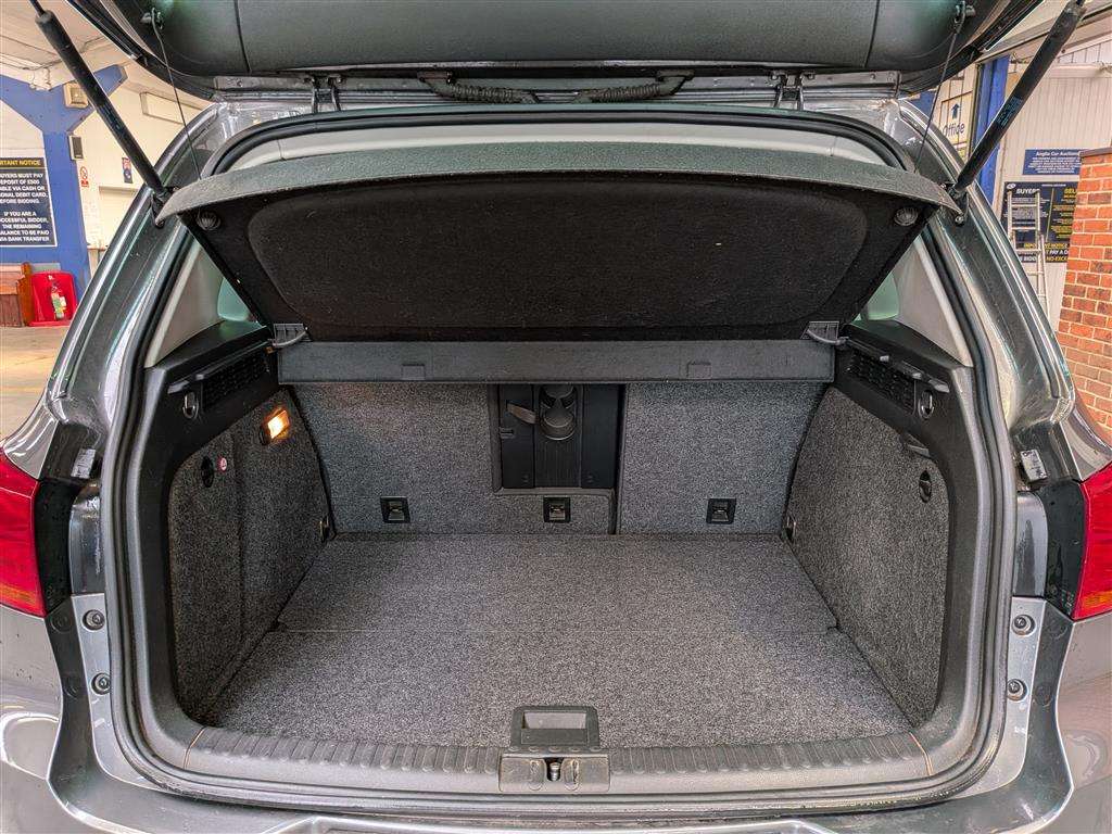 <p>2016 VOLKSWAGEN TIGUAN MATCH EDITION TDI</p>