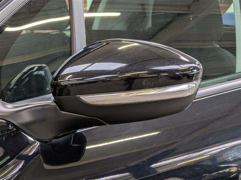 <p>2014 PEUGEOT 208 ACTIVE</p>