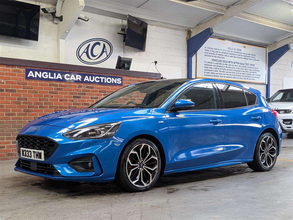 <p>2019 FORD FOCUS ST-LINE X ECOBLUE</p>