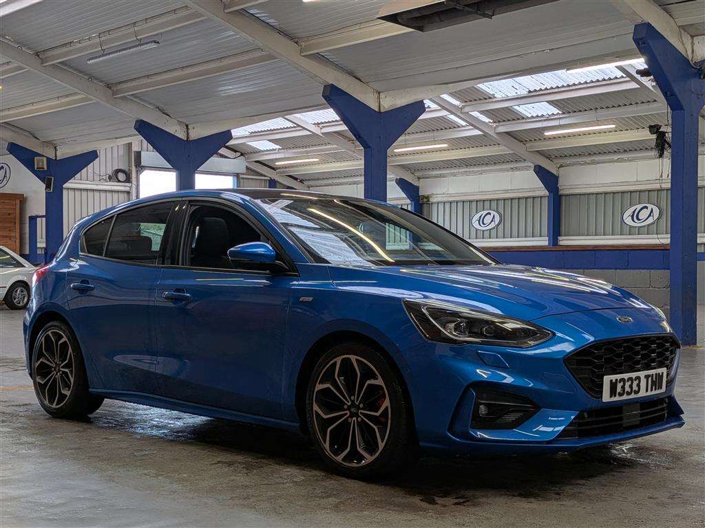 <p>2019 FORD FOCUS ST-LINE X ECOBLUE</p>