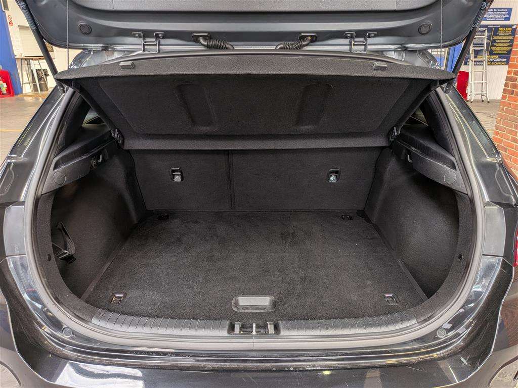 <p>2019 KIA CEED GT-LINE CRDI</p>