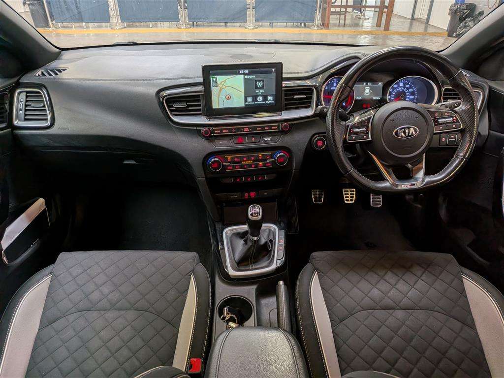 <p>2019 KIA CEED GT-LINE CRDI</p>