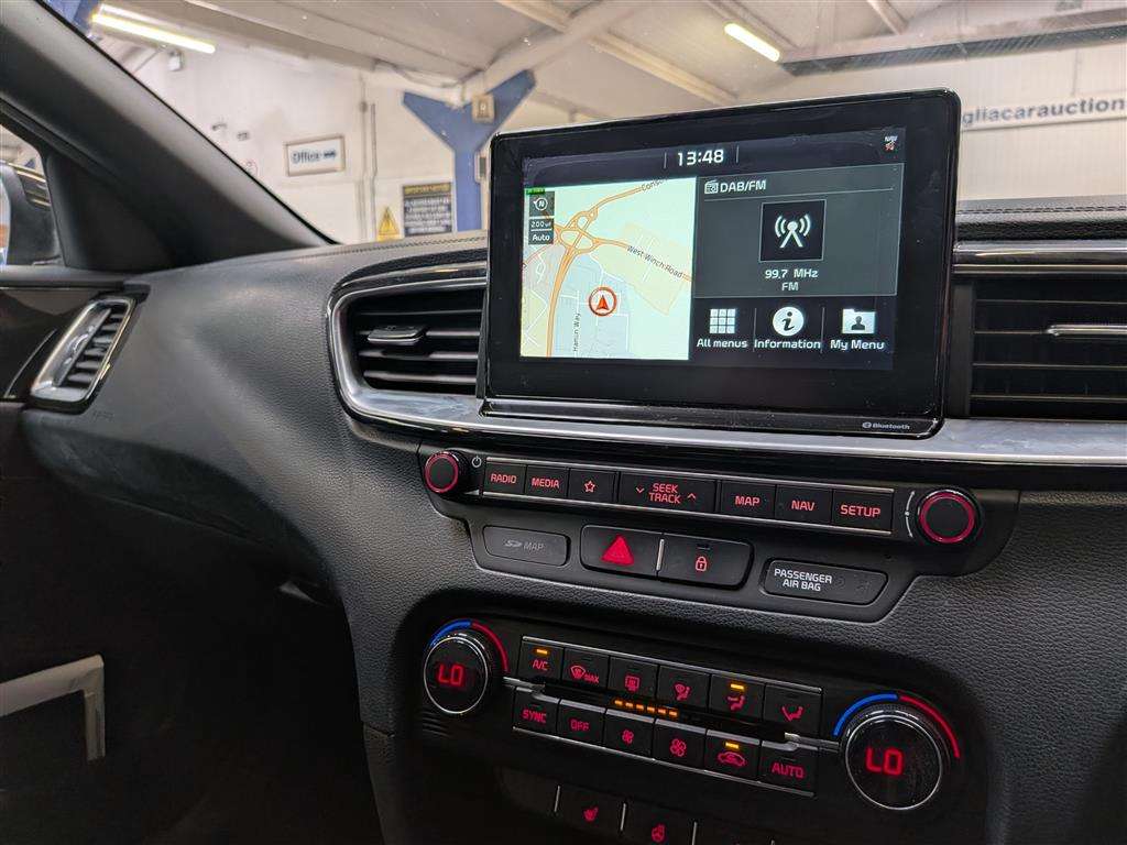 <p>2019 KIA CEED GT-LINE CRDI</p>