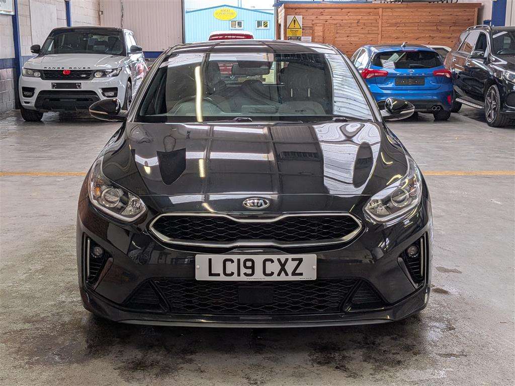 <p>2019 KIA CEED GT-LINE CRDI</p>