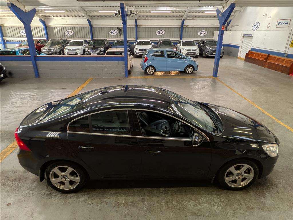 <p>2012 VOLVO S60 SE LUX D3</p>