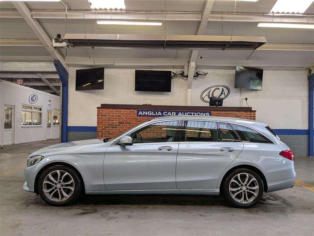 <p>2015 MERCEDES-BENZ C220 SPORT PREMIUM BLUETE</p>