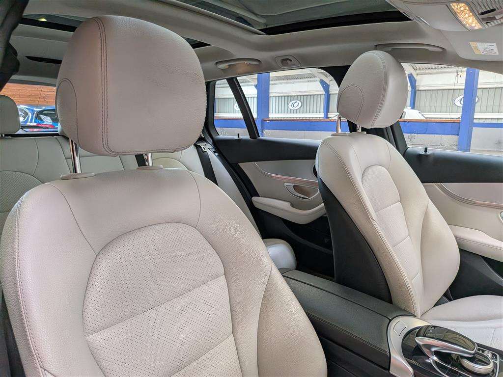 <p>2015 MERCEDES-BENZ C220 SPORT PREMIUM BLUETE</p>