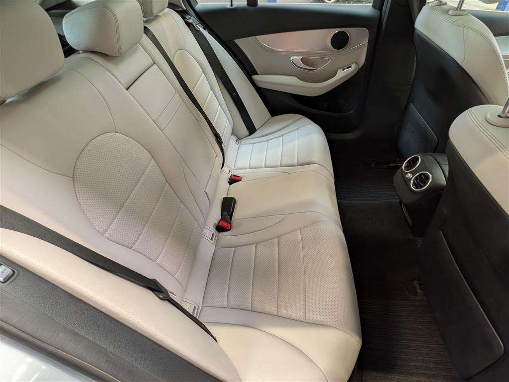 <p>2015 MERCEDES-BENZ C220 SPORT PREMIUM BLUETE</p>