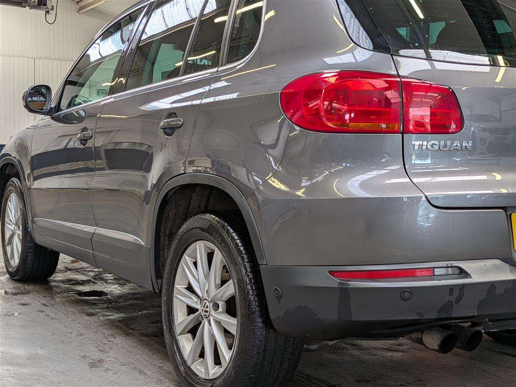 <p>2012 VOLKSWAGEN TIGUAN SE TDI BLUETECH 4M</p>