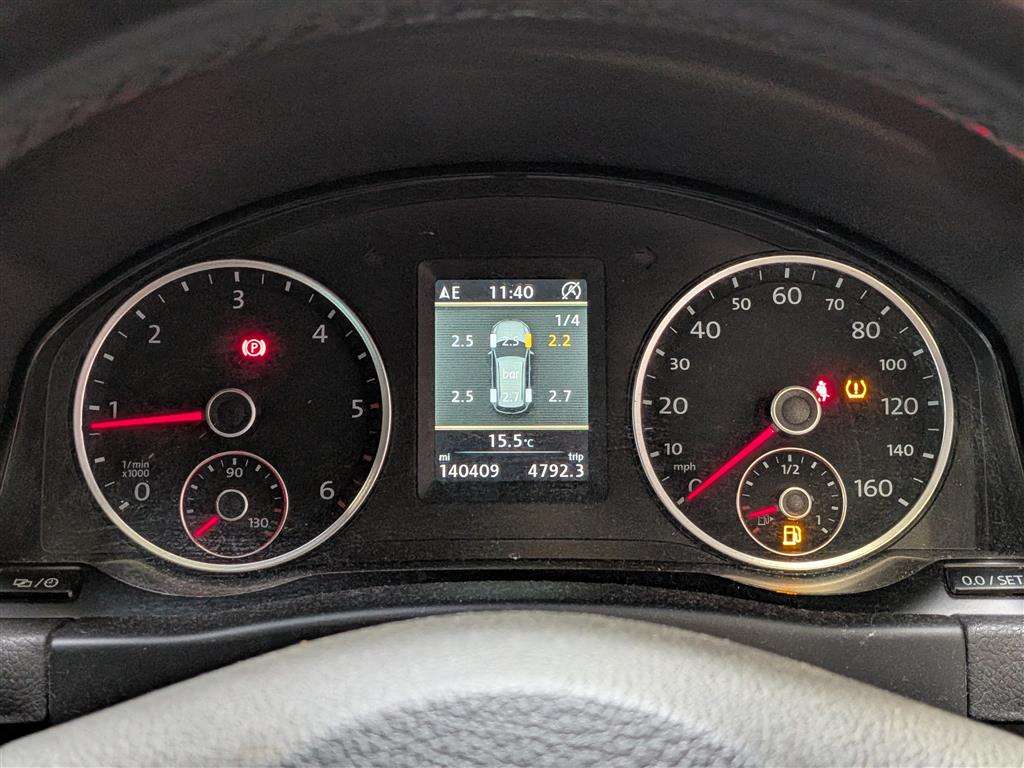 <p>2012 VOLKSWAGEN TIGUAN SE TDI BLUETECH 4M</p>