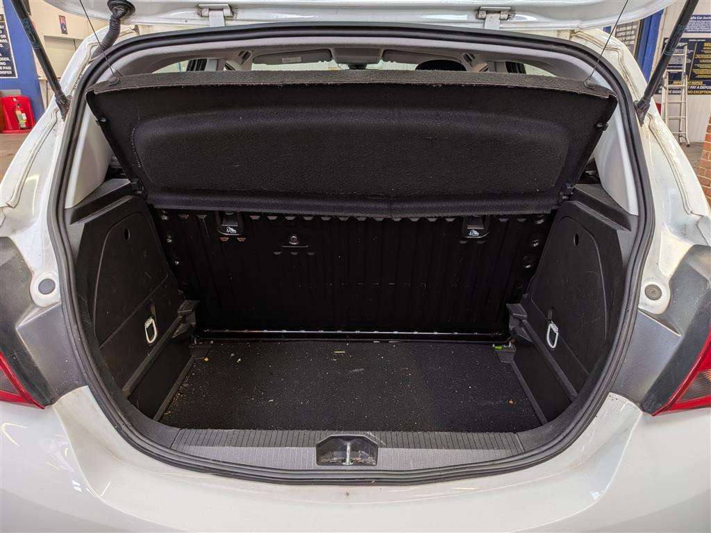 <p>2016 VAUXHALL CORSA ENERGY AC ECOFLEX</p>