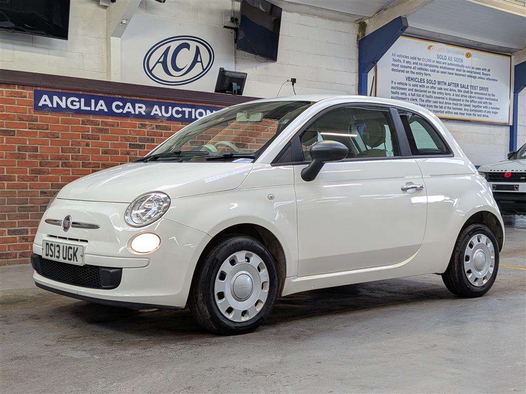 <p>2013 FIAT 500 POP RHD</p>